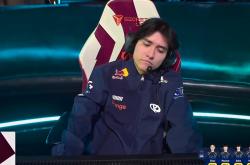 开云体育在线-DK轻取HLE，Keria成为全场焦点八强赛2:0（巴黎）