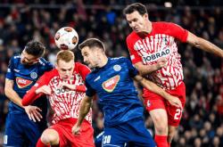 开云体育平台APP-沃尔夫斯堡客场逼平弗赖堡，保持不败战绩