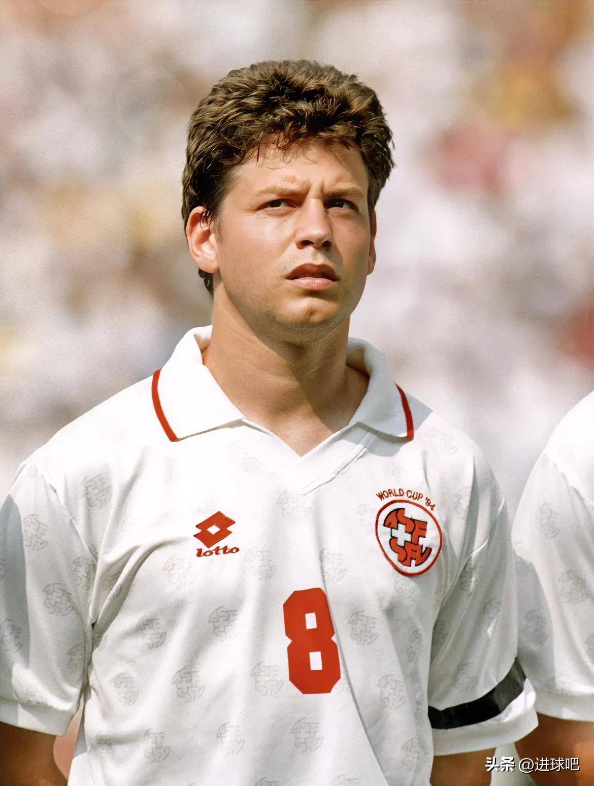 关于瑞士队在比赛中奋力拼搏成功晋级下一轮的信息 关于瑞士队在比赛中奋力拼搏成功晋级下一轮的信息