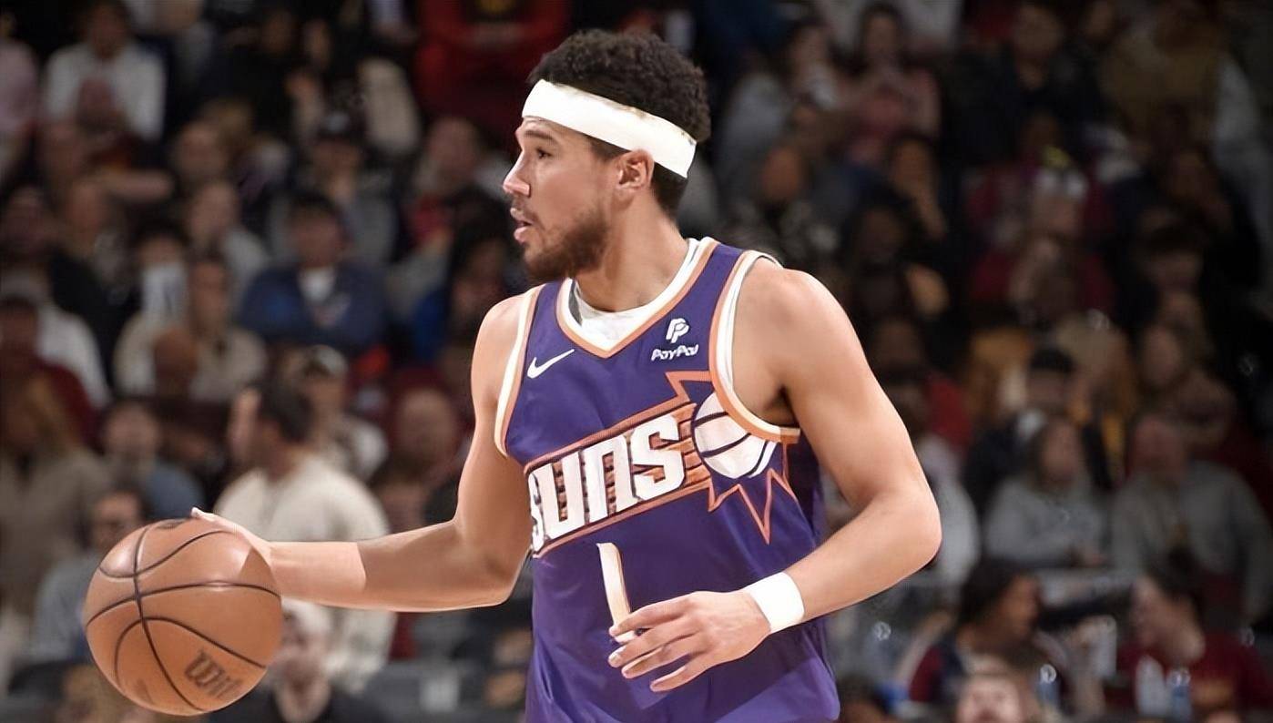 包含太阳擒下马刺,布克爆发砍下全队最高分的词条 包含太阳擒下马刺,布克爆发砍下全队最高分的词条