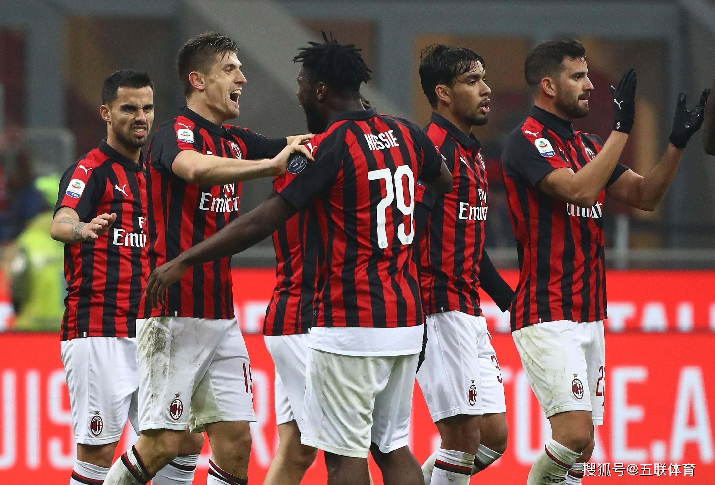 意甲冠军大逆转!AC米兰近四场全胜 意甲冠军大逆转!AC米兰近四场全胜