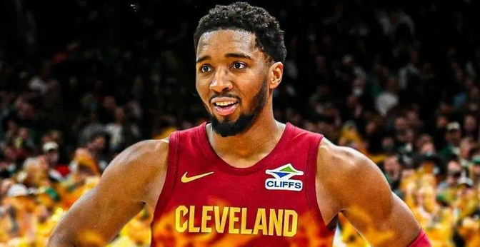 爵士碾压雷霆,米切尔惊艳世界的简单介绍 爵士碾压雷霆,米切尔惊艳世界的简单介绍