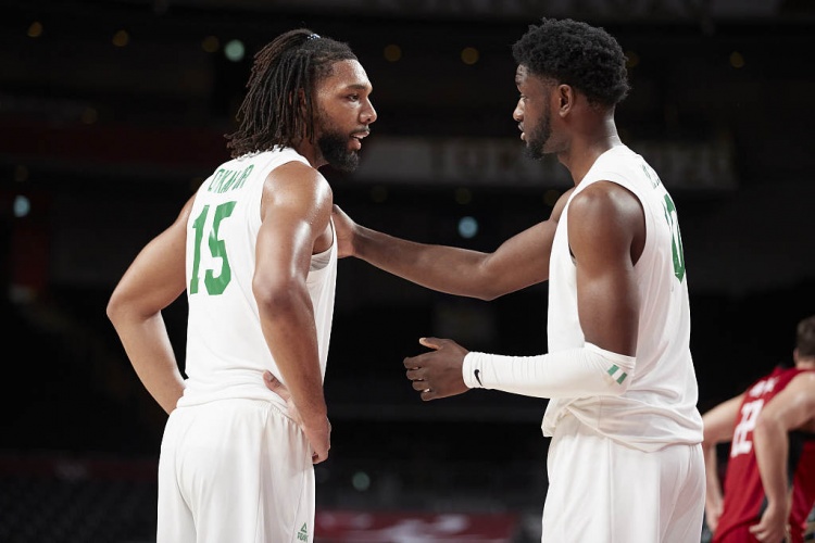 意大利男篮鏖战尼日利亚男篮，哈里斯打破历史纪录的简单介绍