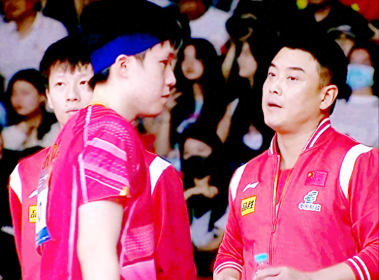 包含日本队横扫法国队,黄鸭组合扛起全队的词条 包含日本队横扫法国队,黄鸭组合扛起全队的词条